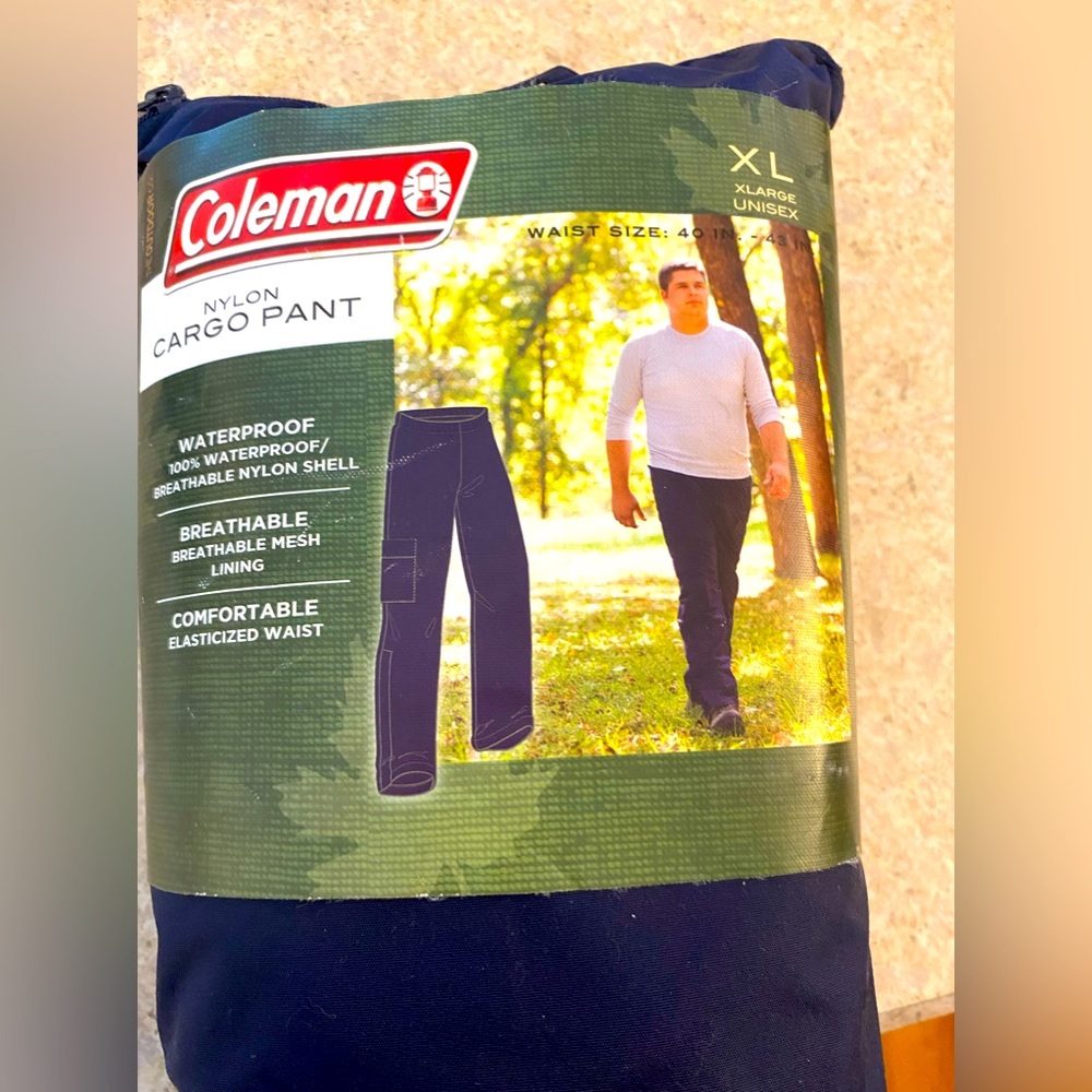 Men’s Coleman Navy Waterproof Cargo Pants XL w/ pouch